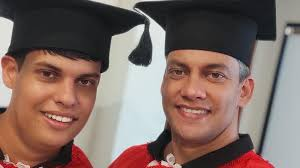 Pai se forma em Direito junto com o filho autista